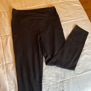 Zyia Light n Tight Pocket Hi-Rise Legging